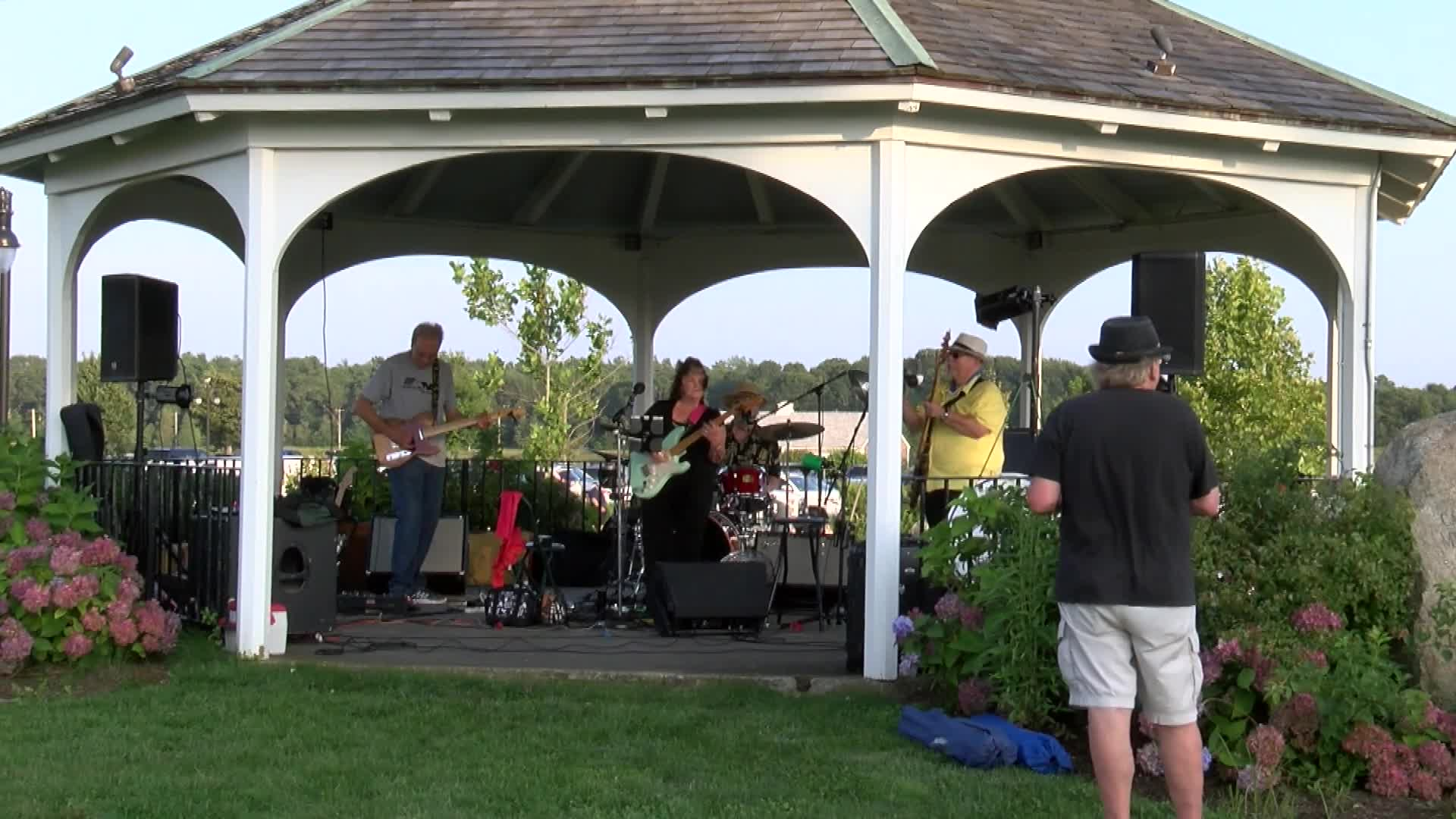 Thumbnail image for MusicRama Concerts by the Canal: Michele Rockwell Band